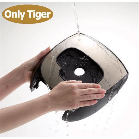 Amazon Com Tiger Corporation JKT S10U 5 5 Cup Induction Heating Rice