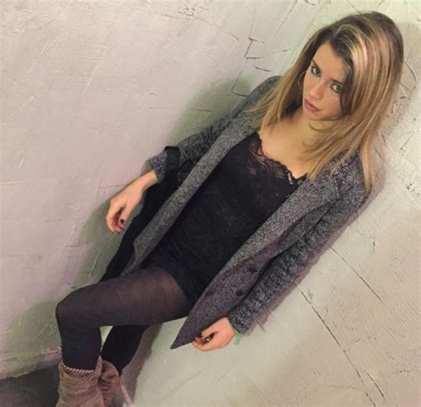 How much money does camila giorgi make a year? Pin by Ray Burris on Camilia Giorgi (With images) | Camila ...