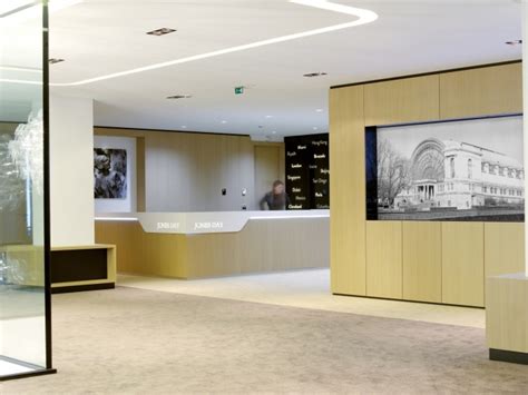 Moderne wohnidee in minneapolis — houzz. » Jones Day Offices by Admos Design & Build, Brussels ...