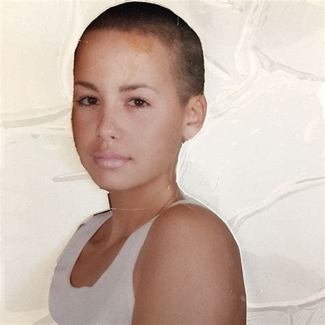 Amber Rose Shows Off Natural Beauty In Throwback Instagram Photo