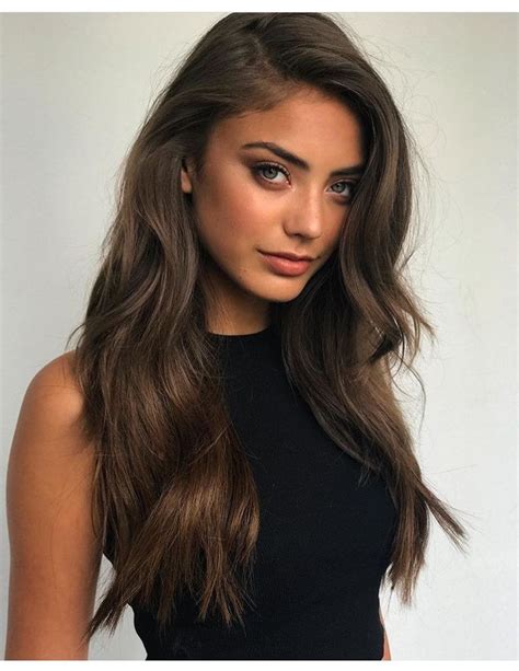 Gorgeously Tanned Skin Just Make Sure It S Fake Trending Hairstyles Cool Hairstyles Fashion