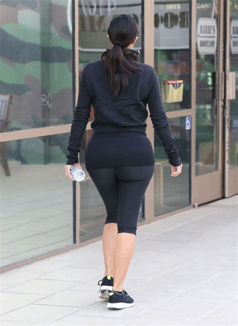 Garam Masala Kim Kardashian Hot Booty In Tights Going To Gym In Los Angeles