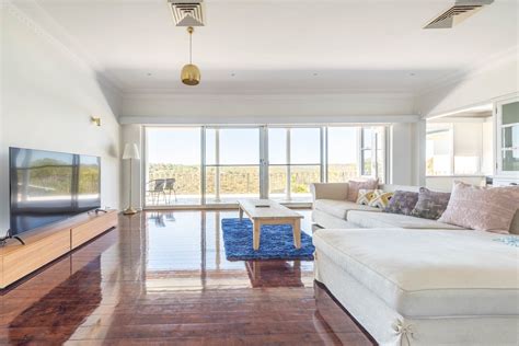 Castle Cove 4 Bedroom Neerim Road CC129 - Short Term Apartment Rentals