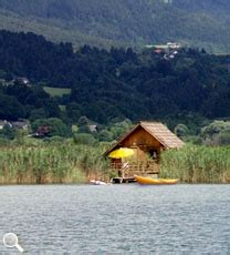 Mit einem ferienhaus am see fühlt man sich im urlaub und trotzdem ein wenig wie daheim und kann den wecker ruhig zuhause lassen. Urlaub im See Kärnten / Austria