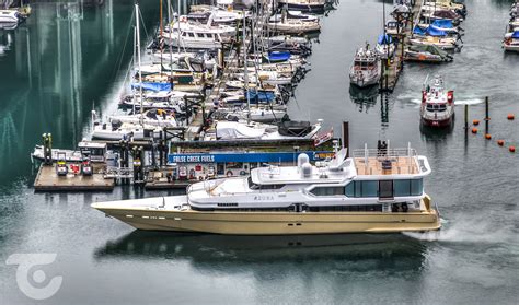 The 40m Oceanfast Motor Yacht Azura In Vancouver