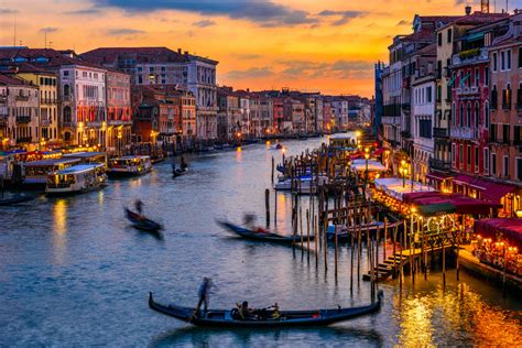 4 Unique Things To Do In Venice At Night Livitaly Tours