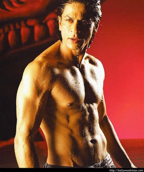 Shahrukh Khan Chestbiceps Size 身体 照片 从 Harald 照片图像 图像