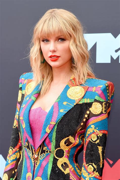 Taylor Swift At The Mtv Vmas 2019 Pictures Popsugar Celebrity Uk Photo 21
