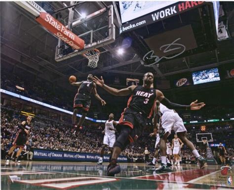 Dwyane Wade Miami Heat Signed X Alley Oop To Lebron James Photo