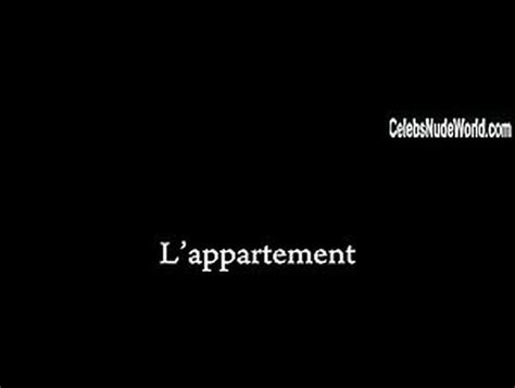 Evelyne Brochu In L Appartement Short Sex Scene