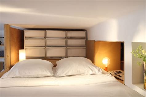 Illuminazione camera da letto guida 25 idee per illuminare al. Cartongesso Dietro Testata Letto