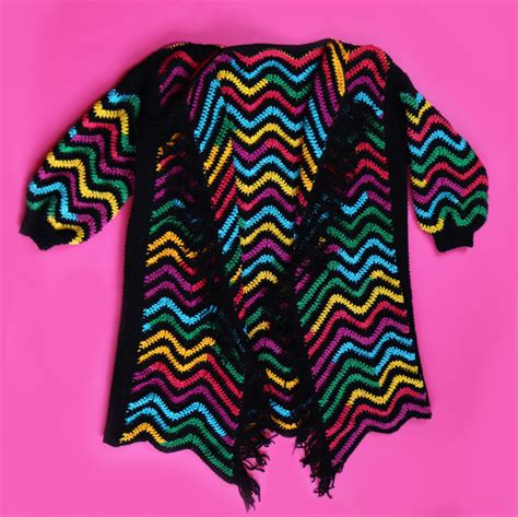 Ziggy Stardust — Katie Jones Zig Zag Pattern Bold Pattern Knit Patterns Clothing Patterns