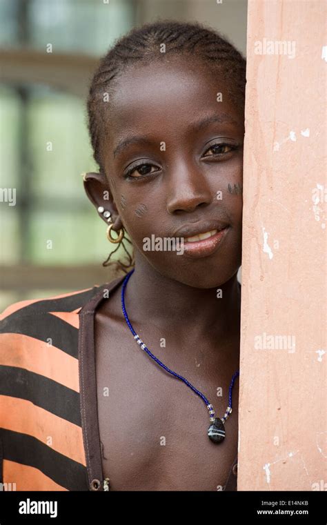 Babe Gambian Girl Hi Res Stock Photography And Images Alamy