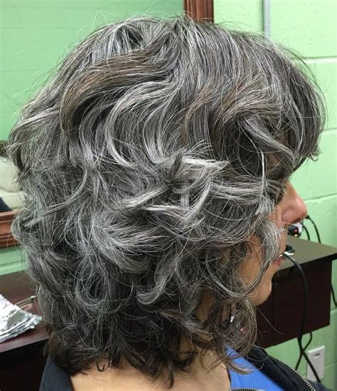 Shoulder length hairstyles have eclipsed beauty trends this year, with more and more girls and women embracing this haircut. 65 Gorgeous Gray Hair Styles | Gorgeous gray hair, Gray ...