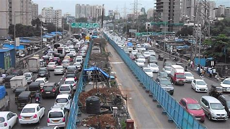 Mumbais Roads A Never Ending Battle