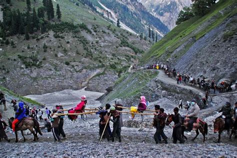 Amarnath Yatra Breaks All Records Over 3 Lakh Devotees Pay Homage In 21 Days