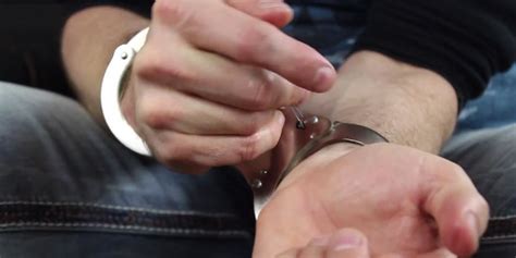 Alas, while locks are easy to pick when you know what you are doing, you could just spend hours fumbling around with paperclips during your first few trials. How to Break Out of Handcuffs With Just a Paper Clip