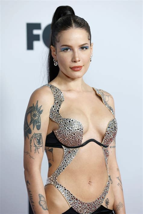 gorgeous halsey in revealing dress at 2022 iheartradio music awards in la