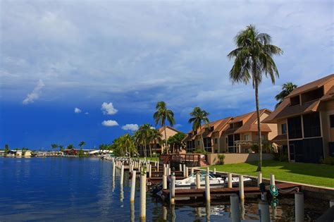 Fort Myers: Water, Nightlife and America’s Pastime - Mansion Global