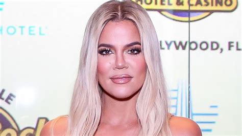 Khlo Kardashian Shuts Down Fan S Claim She Has Butt Implants You Want To Believe Anything Bad