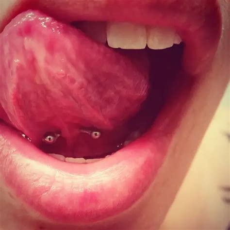 Web Tongue Piercing Masterpiercing
