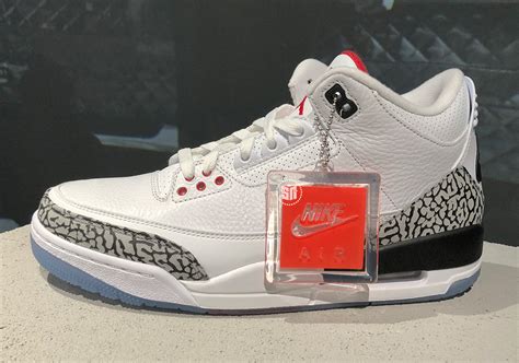 Air Jordan 3 Clear Sole Dunk Contest White Cement First Look