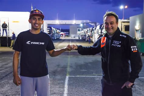 Hafizh syahrin abdullah (born 5 may 1994) is a malaysian motorcycle racer. NTS RW Racing GP sign Hafizh Syahrin - Motorcycle News ...