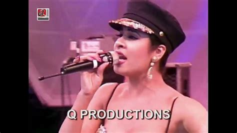 Selena La Carcacha No Debes Jugar Astrodome 1993 Remastered Hd Youtube