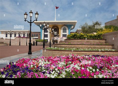 Royal Palace Qasr Al Alam Sultanate Of Oman Stock Photo Alamy