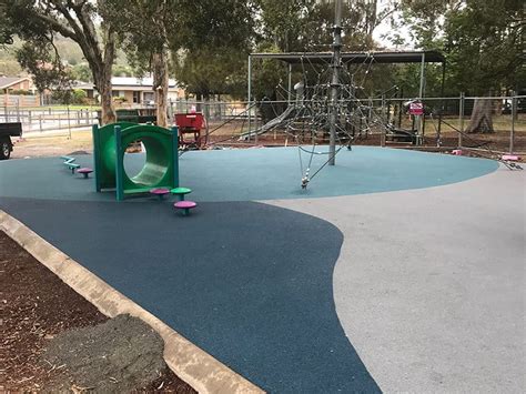 Regardless of your budget or requirements, we can provide a rubber floor tile to meet every need. Wet Pour & Soft Fall Rubber Surfacing Installation Gold Coast