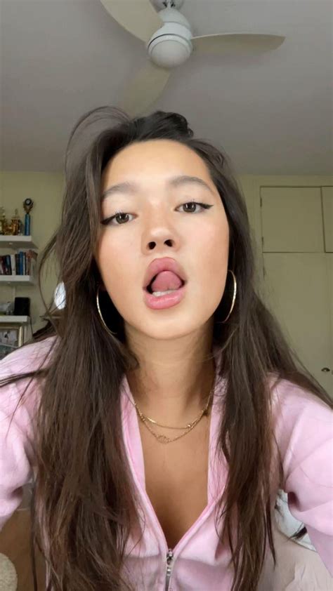 lily chee tongue r lilychee18