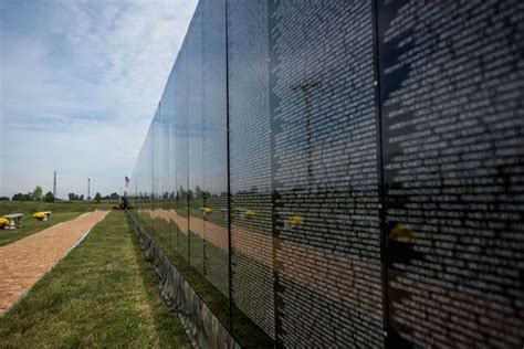 Vietnam Veterans Memorial Moving Wall Arrives To Auburn Vietnam Veterans Vietnam Veterans