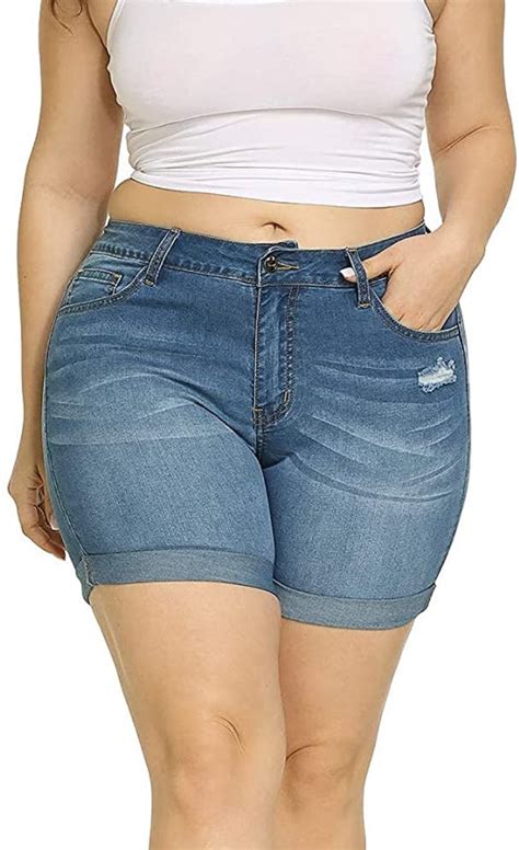 The 10 Best Denim Shorts For Big Thighs