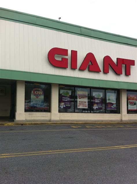 ** who is the store manager for giant foods in potomac, md, is an excellent manager. Giant Food Store - Grocery - Brookhaven, PA - Reviews ...
