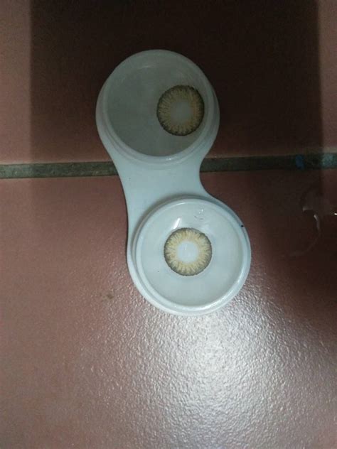 Sebut sekali terlalu jauh,tak boleh disentuh. Mata Rabun, Kelopak Mata Koyak, Gadis Ini Cerita ...