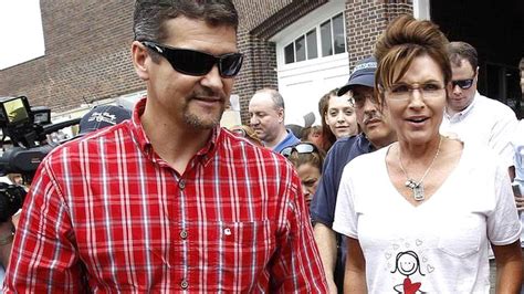 Sarah Palins Husband Files For Divorce Bbc News