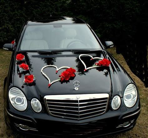 Beautiful And Showstopper Car Decoration Ideas For Wedding