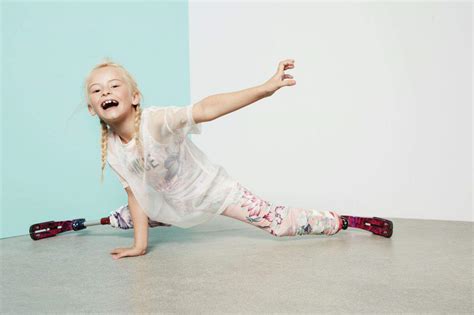 7 Year Old Double Amputee Gymnast Wins Modeling Contract For Sportswear