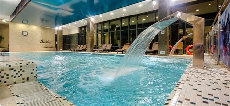 Hotel z basenem w górach wakacje i wczasy w hotelu z aquaparkiem Hotel Czarny Potok