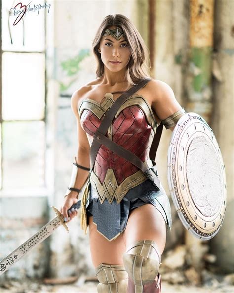 wonder woman cosplay by brigitte goudz 2017 09 wonder woman