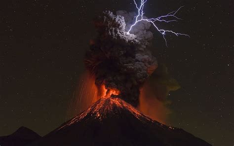 Volcan De Colima Volcanic Eruption Night Lightning Natural