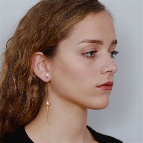 Pearls single earring