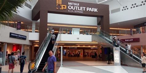 Kuala lumpur has numerous shopping malls. Mitsui Outlet Park, Sentra Belanja Murah Jenama Ternama di ...