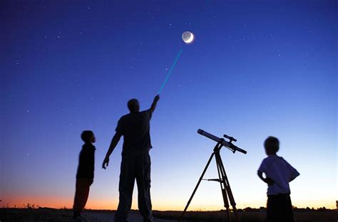 Stargazing For Kids How To Inspire Young Astronomers Bbc Sky At