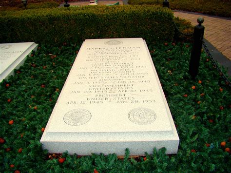 Harry S Trumans Grave Truman Presidential Library Indepe Flickr