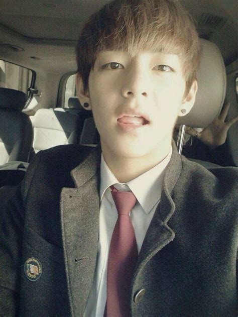 Selfies In The Car Only Kpop Men Can Do This And Still Look Hawt