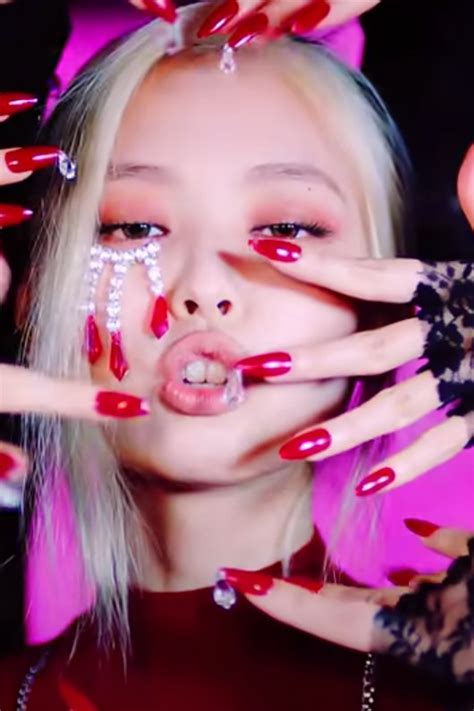 Boldest Brightest Beauty Looks From Blackpinks How You Like That Music Video Vogue India