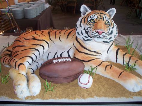 Tiger Cake — 2009 Animal Cakes Contest Tiger Cake Animal Cakes Lion