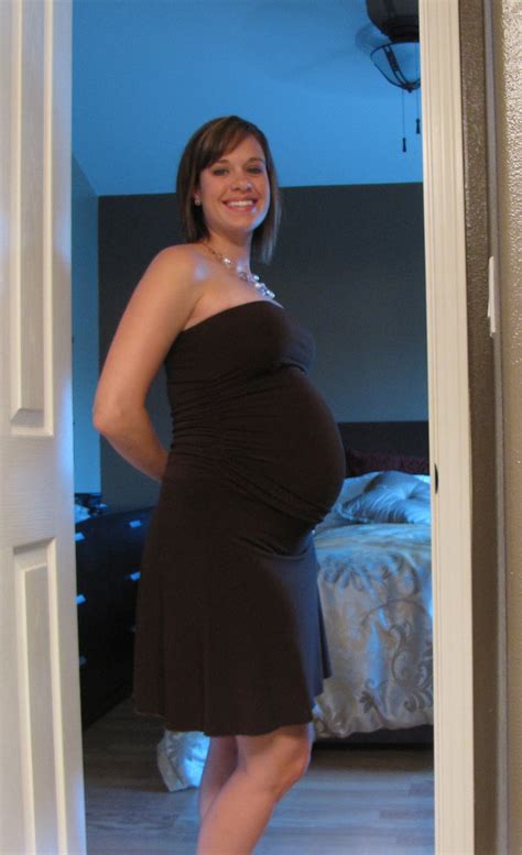 33 Weeks The Maternity Gallery