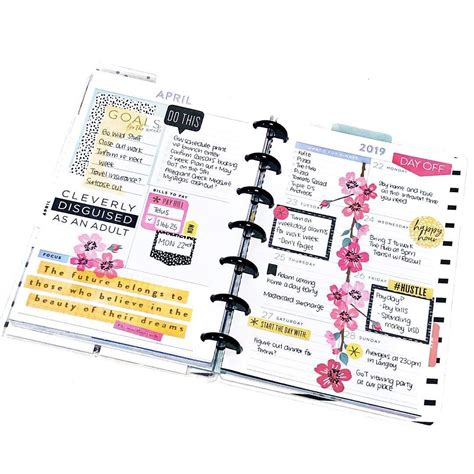 Pretty Weekly Dashboard Layout In This Mini Happy Planner W Florals